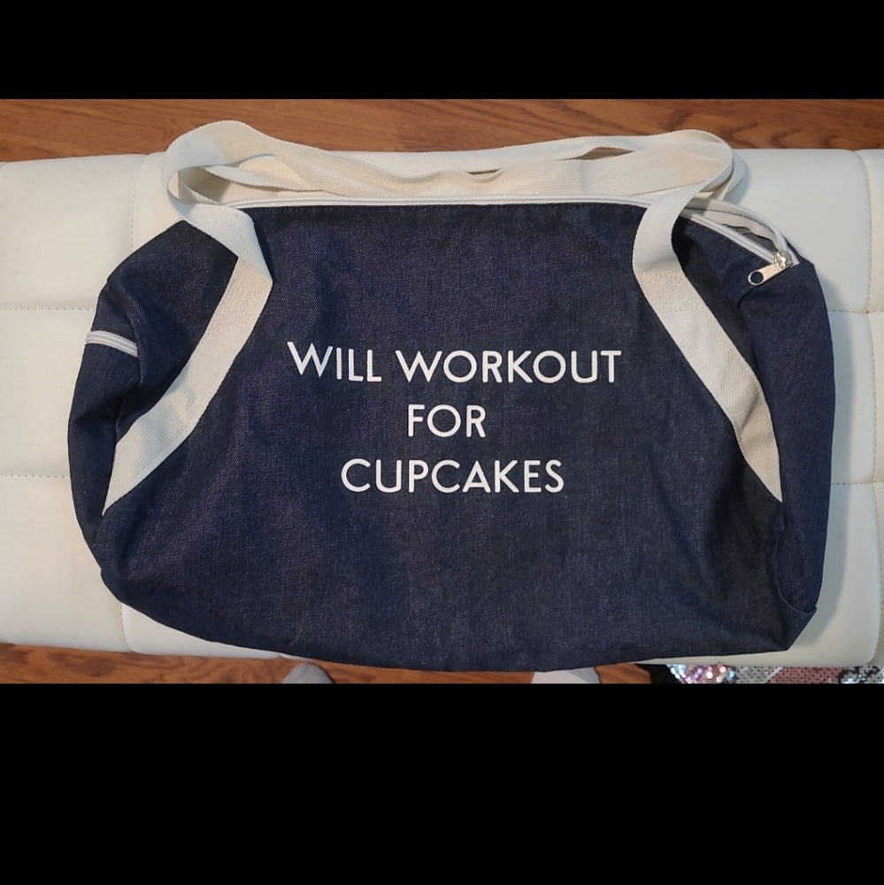 NWT Will workout for cupcakes duffle bag